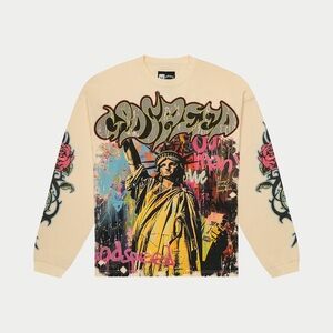 Graphic Long Sleeve Shirt with Statue of Liberty Design